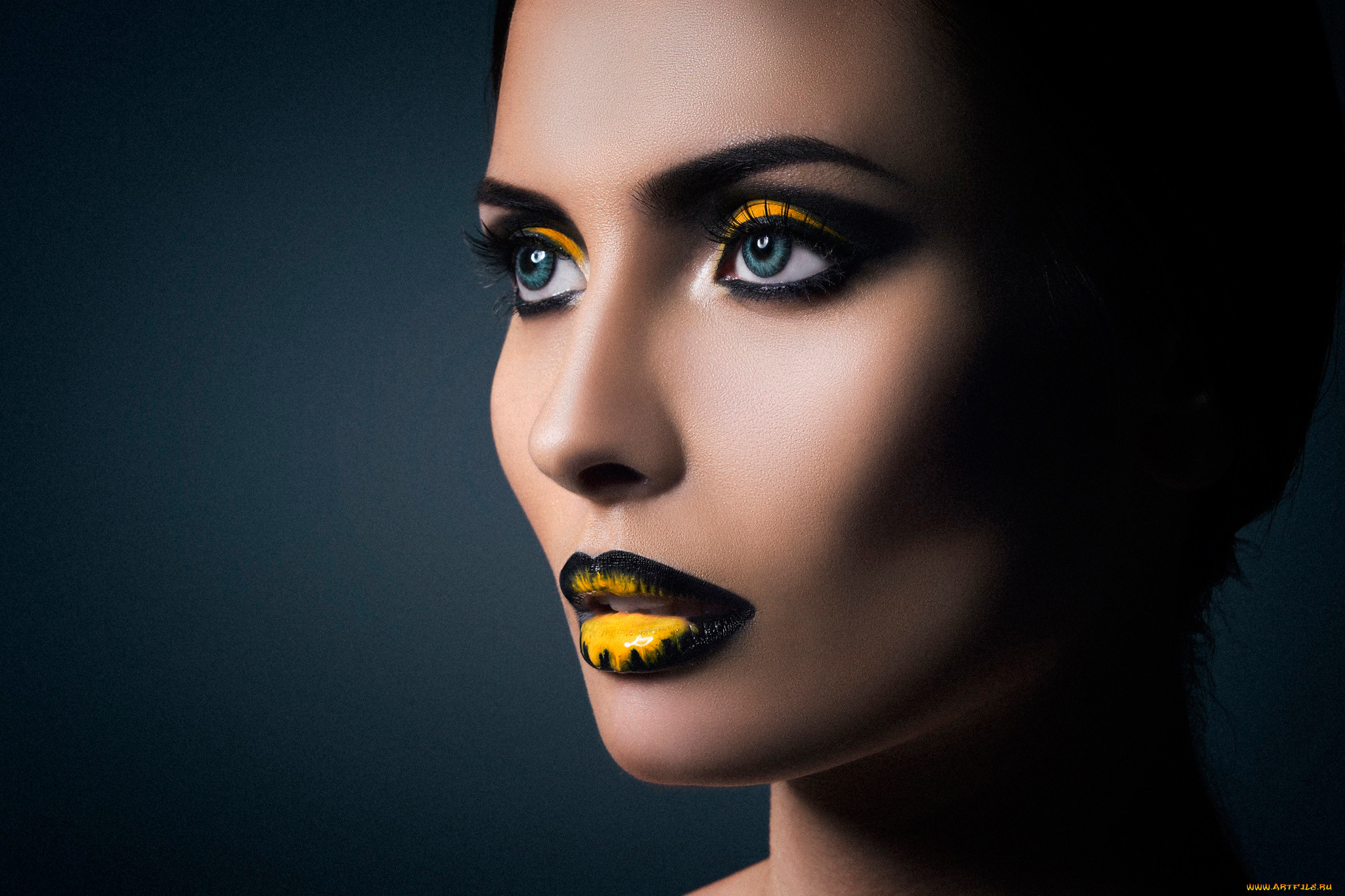 , -unsort , , , black, , yellow, lips, eyes